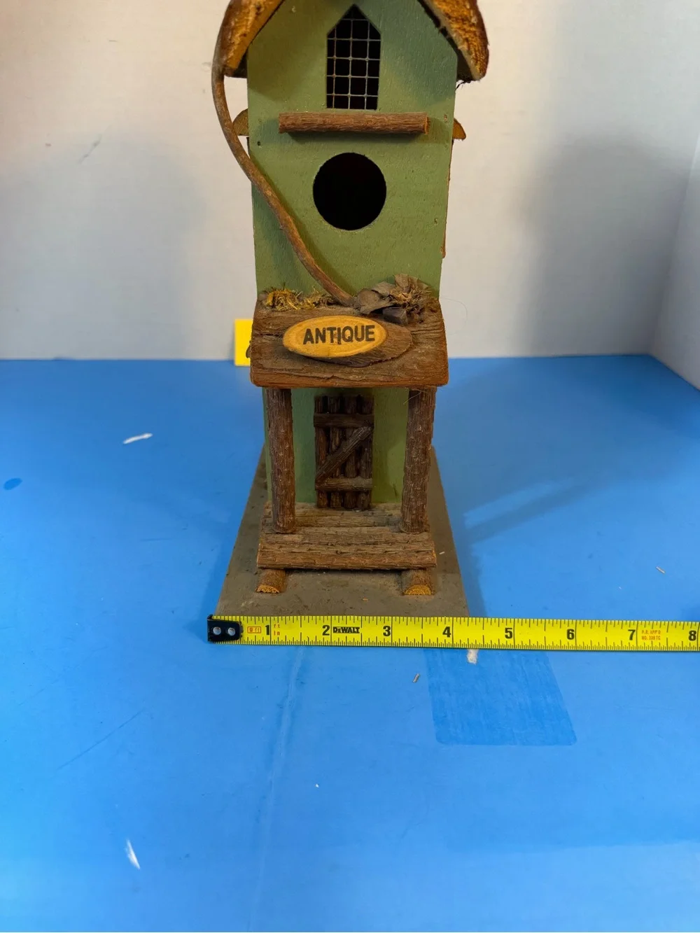 Antique-Style Green Wooden Bird House for Small Birds